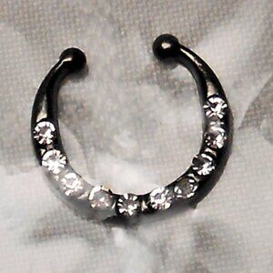 No16 - Fake 10mm Septum Ring - new, repackaged, gunmetal color